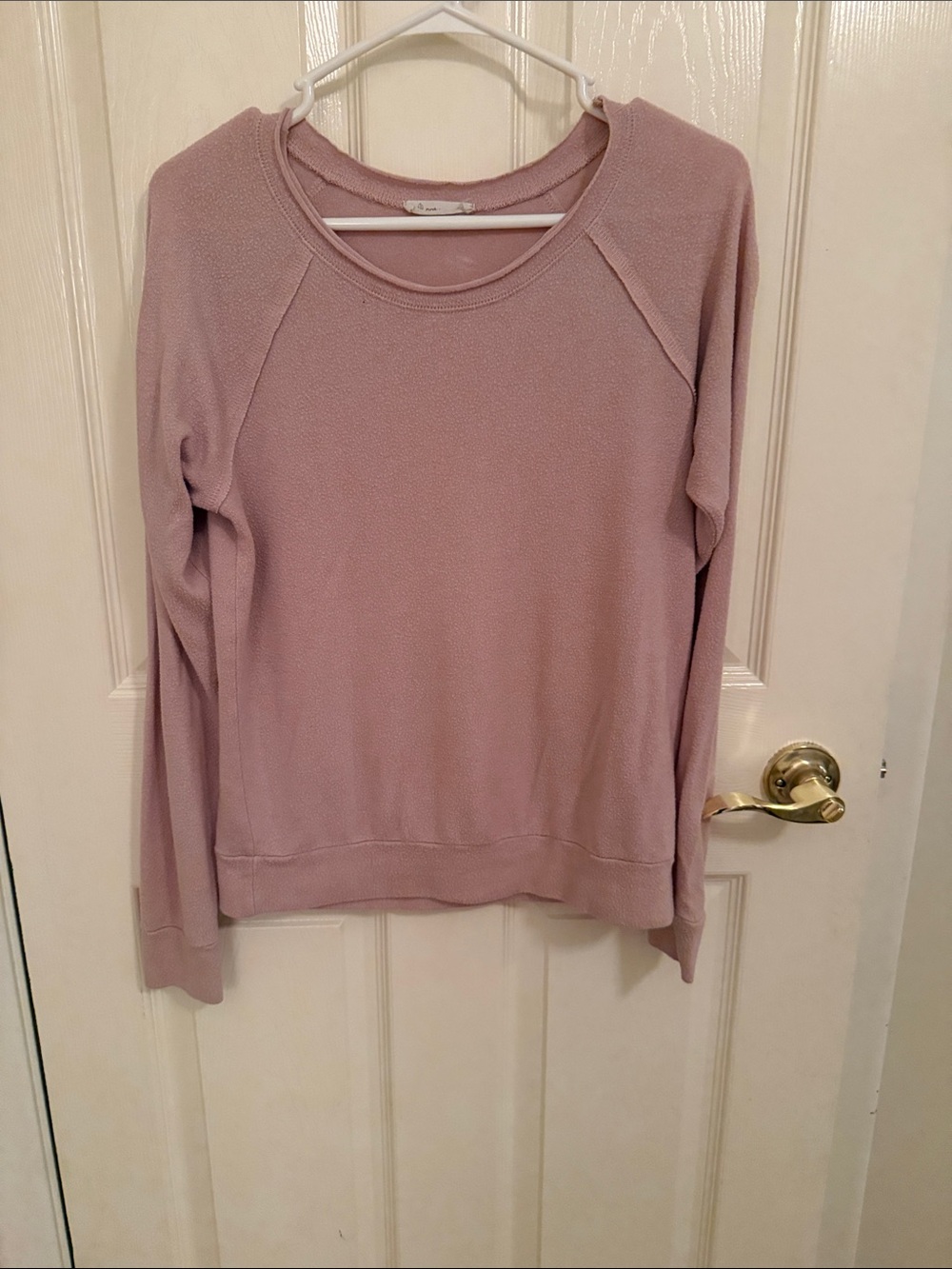 NATURAL LIFE Dusty Rose Long-Sleeve Crewneck Sweatshirt